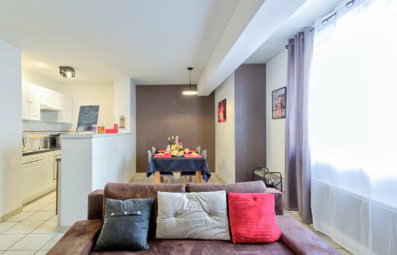 Le Contemporain Apartment มงเบลียาร์ ภายนอก รูปภาพ